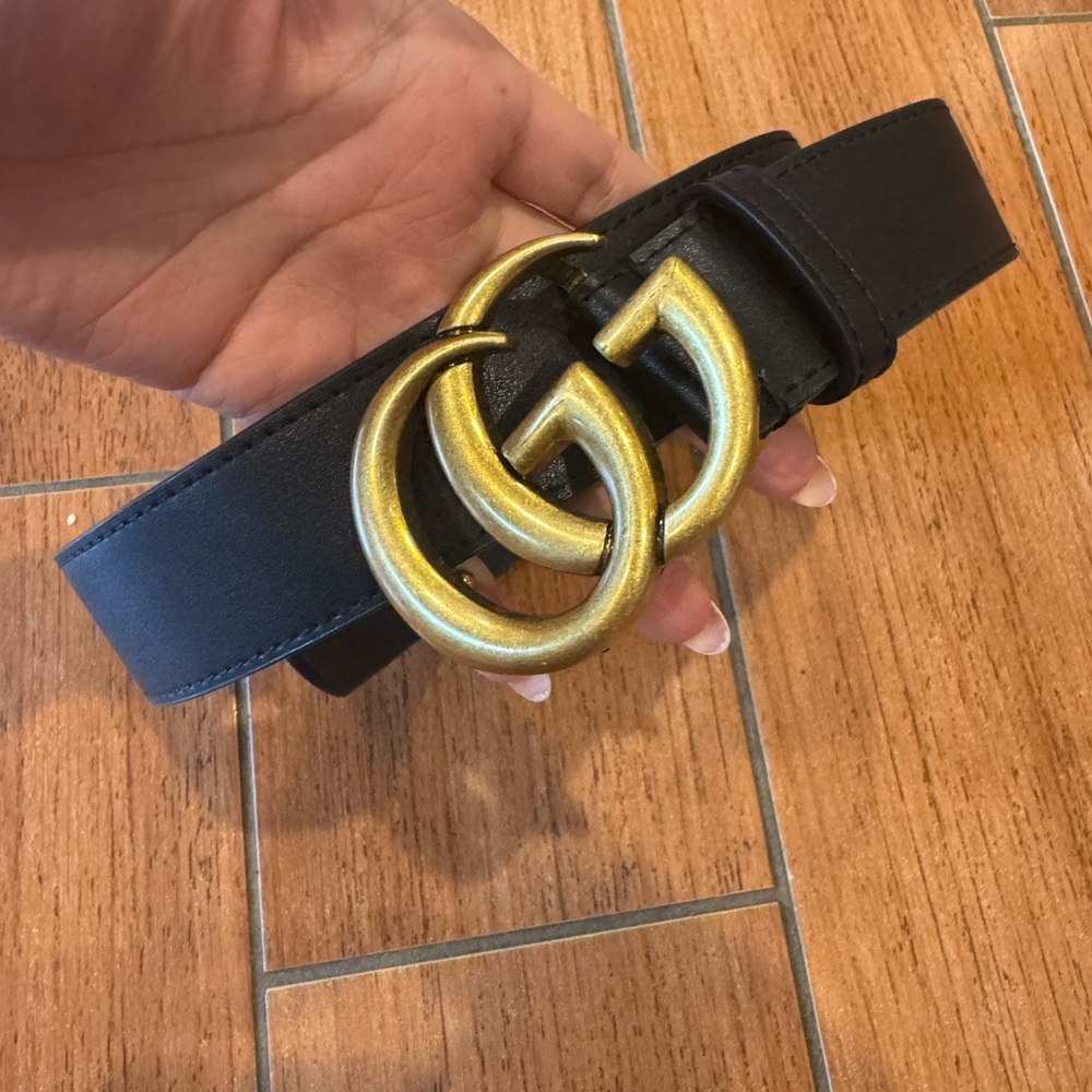 Gucci Black Leather Belt with Gold Double G Buckle